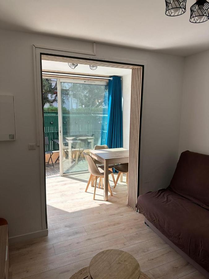 Charmant Studio Neuf 150M Plage Sur Avenue Principale Climatise Et Parking キャバレール・シュル・メール エクステリア 写真